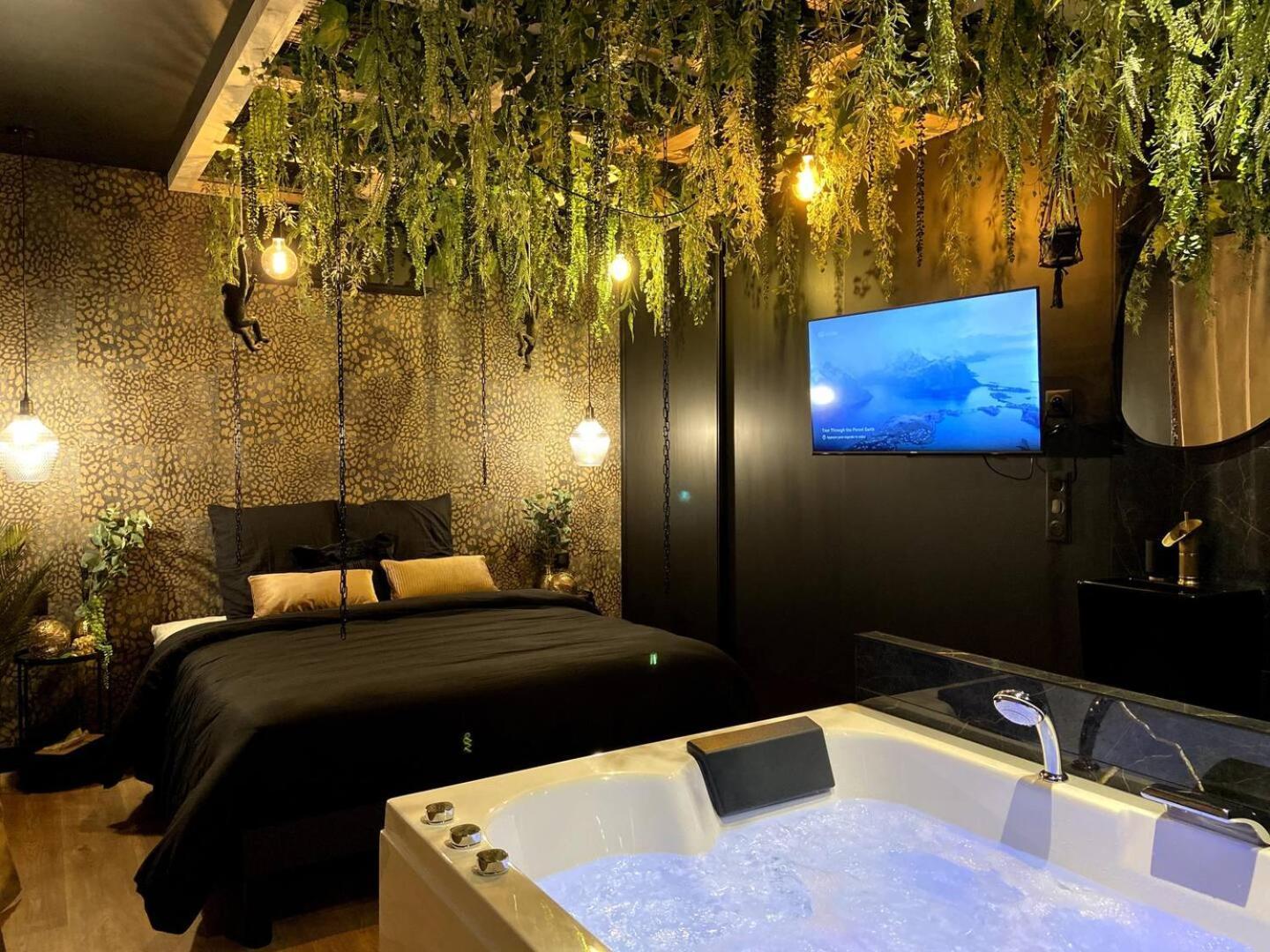La Folie Sauvage - Balneo & De Gamme Apartment *